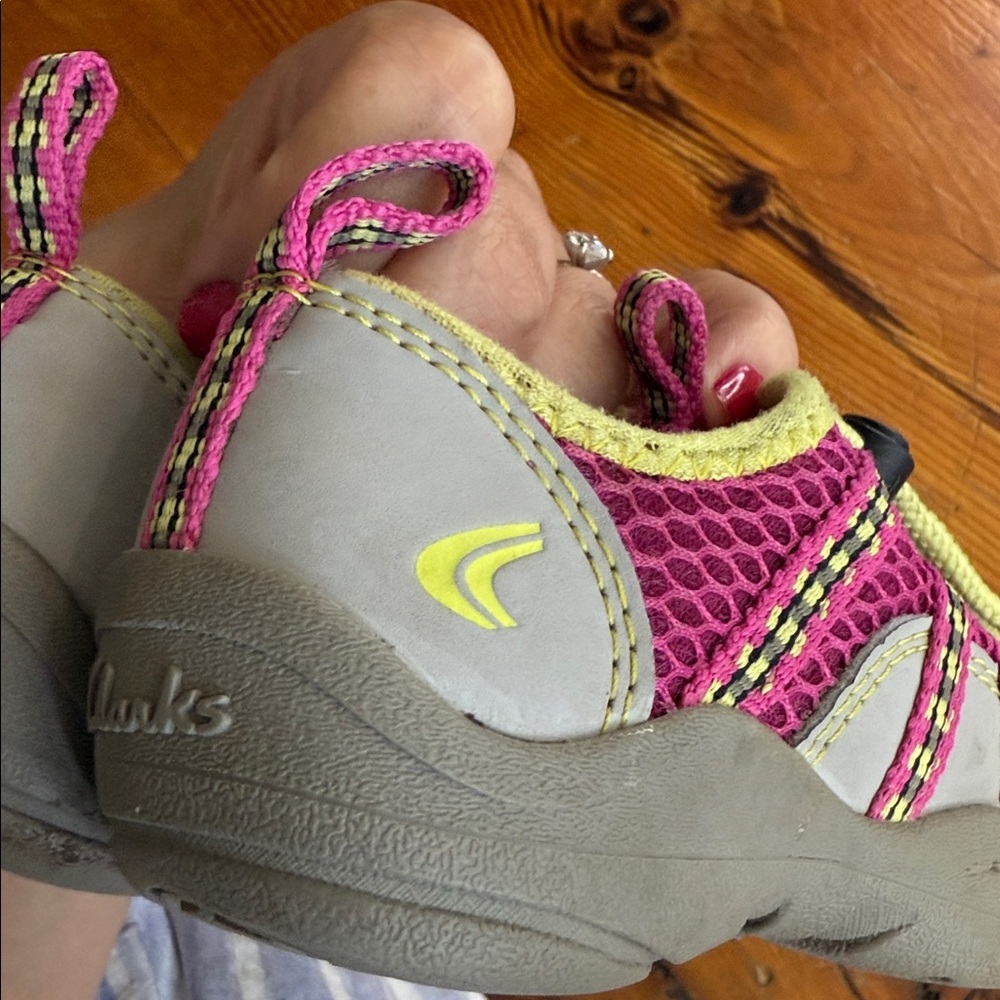 Clarks Kids' Girl Pink and Gray Sneakers Toddler Size 7.5 - Picture 8 of 10